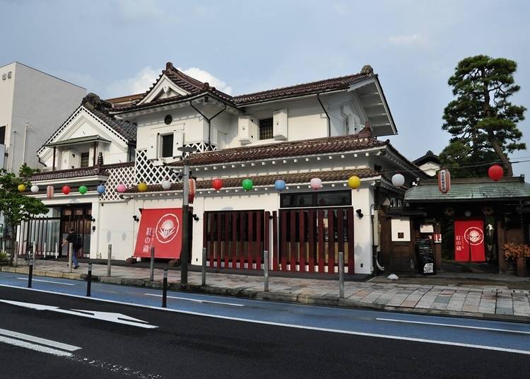 11:在購物景點「山形MARUGOTO館 紅之藏」逛逛