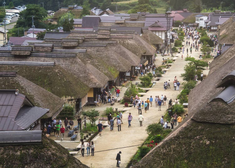 2. Ouchi-juku: Stroll around a quaint town filled with thatched-roof homes