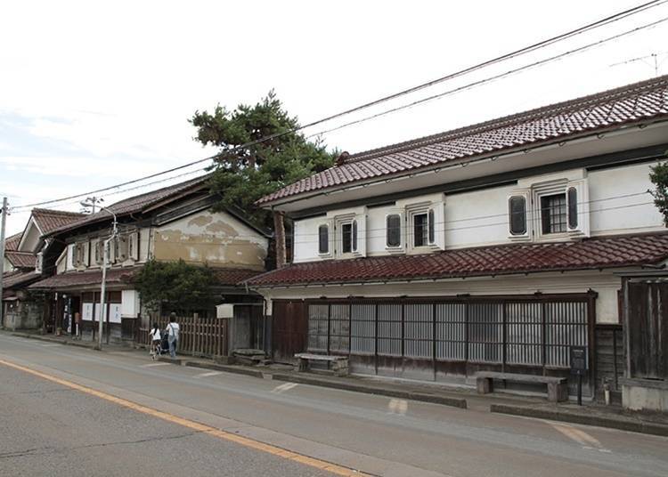 10. Kitakata: Take a walk through the scenic 'Warehouse Town'