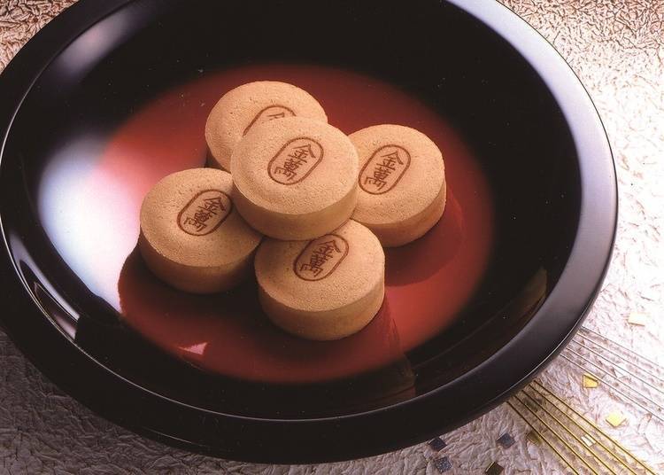 19. Chose Akita’s famous Kinman confectionery as a souvenir