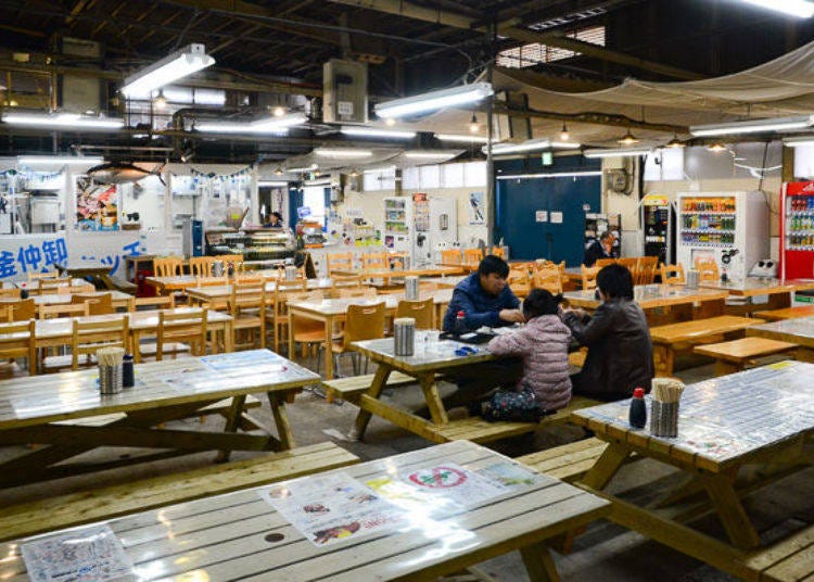 ▲ The My Seafood Bowl Corner can seat about 100 people. It gets crowded during the lunch hour and from the morning on Saturdays and Sundays.