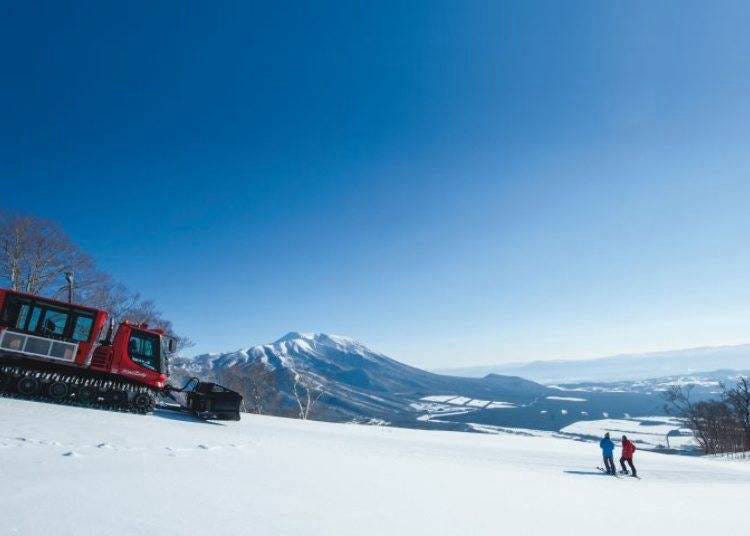 13. Shizukuishi Ski Resort: Ski Tours and Stargazing (Iwate)