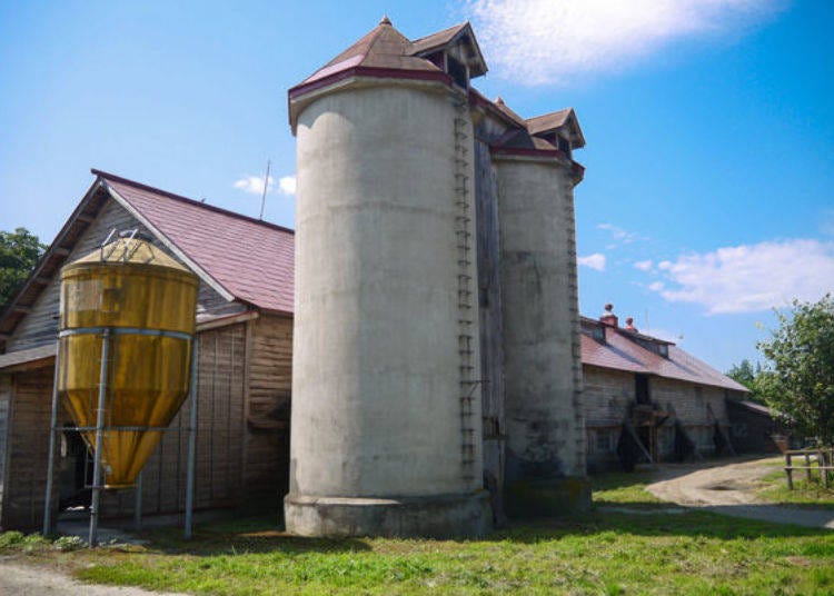 ▲Arrival at Kamimaru Cowshed that hasn’t changed since its inception in the Meiji Period