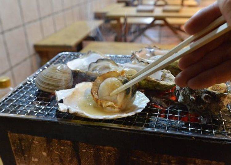 ▲Hot scallops. The scallops are so fresh that you can eat them raw, but eating it grilled makes it even better!