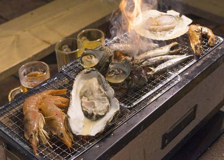 炭火の熱が素材の旨味をじっくりと引き出します。