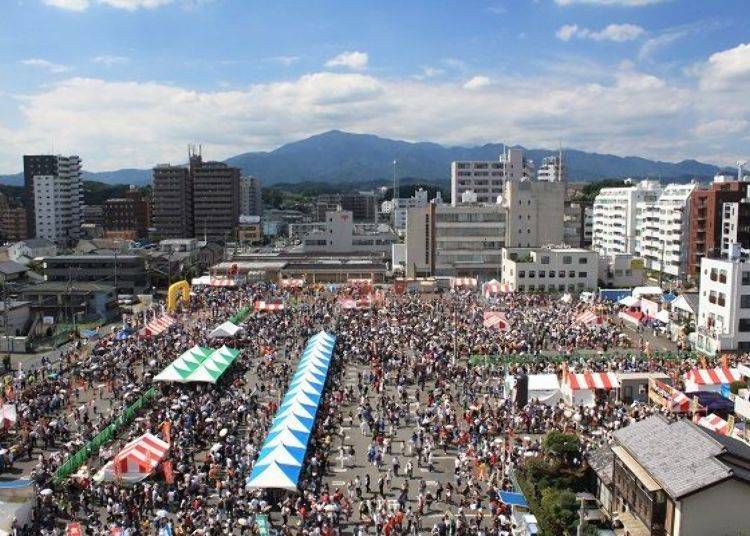 ▲The sight of “B-1 Grand Prix (R)” held in the past in Atsugi