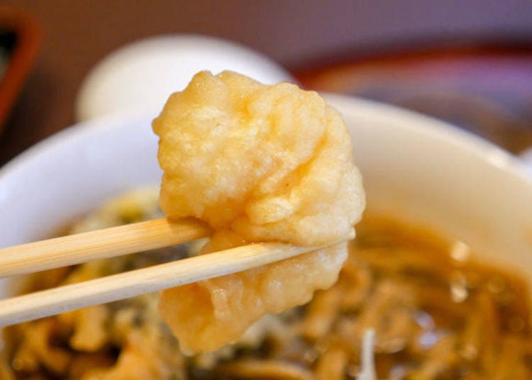 ▲The noodles have 4 shrimp tempura that are nice and plump