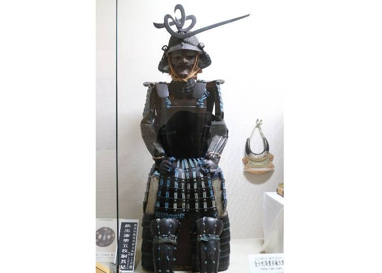 Tetsu Kuro Urushi Nuri Gomaidō Gusoku