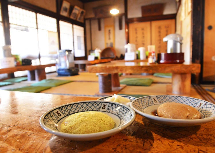 오우치주쿠의 명물 토치모찌를 맛볼 수 있는 ‘야마가타야’