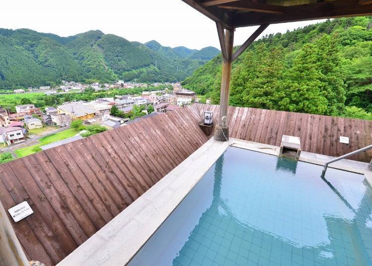 Tenma Rotenburo, an open air hot spring