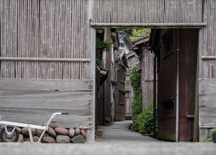 2. 역사적인 거리 풍경이 남아 '슈쿠네기(宿根木)'산책
