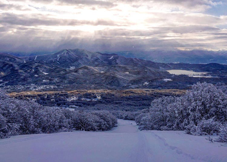 View from Kayaba Slope. The view of the Shinetsu mountain range and Lake Nojiri on a clear day is superb.