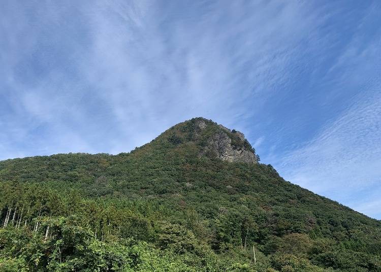 2. ตามหาภูเขาคามากุระรูปร่างคล้ายกอริลลา