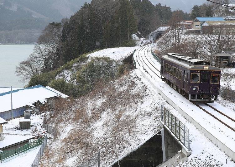 2. 三陆铁道 暖炉桌列车（岩手）