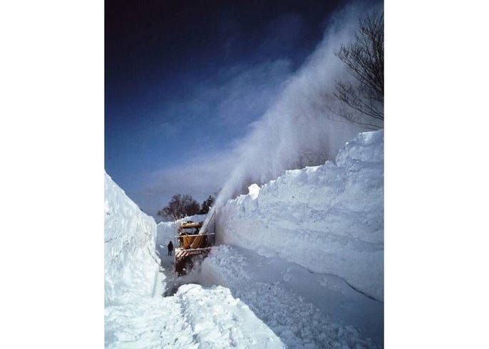 雪の回廊に氷瀑も 冬の青森でやっておきたい10のこと Live Japan 日本の旅行 観光 体験ガイド