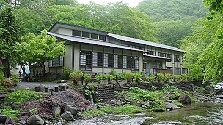 日本療癒溫泉鄉就在這！青森縣美景名湯、溫泉設施推薦9選