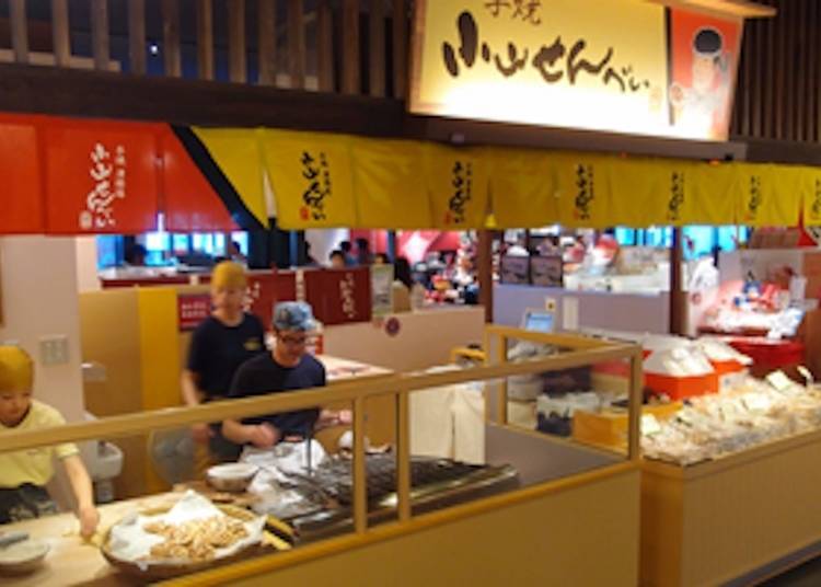 There’s a store at Shin-Aomori Station, where the Shinkansen stops, so it’s easy to stop by on your way home (Photo courtesy of: Oyama Senbei)