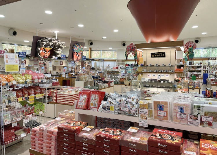 The Aspam local products shop (Photo courtesy of Aomori Prefecture Tourism Information Center Aspam)