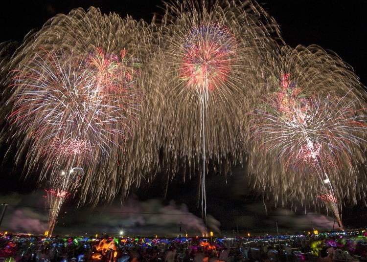 1. Akita Prefecture: National Omagari Fireworks Festival