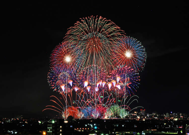 綺麗なだけじゃない 外国人に聞いた日本の打ち上げ花火大会で驚いたこと5選 Live Japan 日本の旅行 観光 体験ガイド