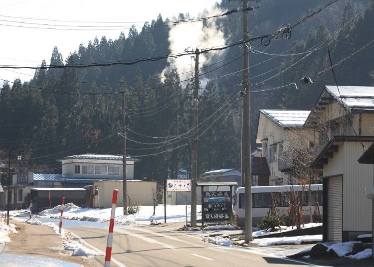 ５. Oyasukyo Onsen (Akita Prefecture): Enjoy Beautiful Views of a Gorge