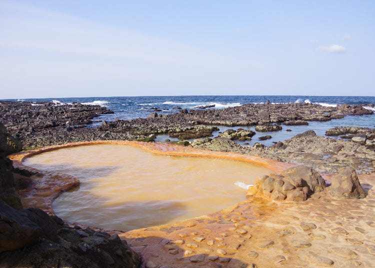 青森「黃金崎不老不死溫泉」全方位玩法秘笈！露天溫泉海景第一排景色超美