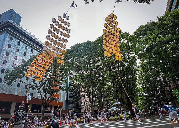 秋田竿燈祭（8月3日～6日）