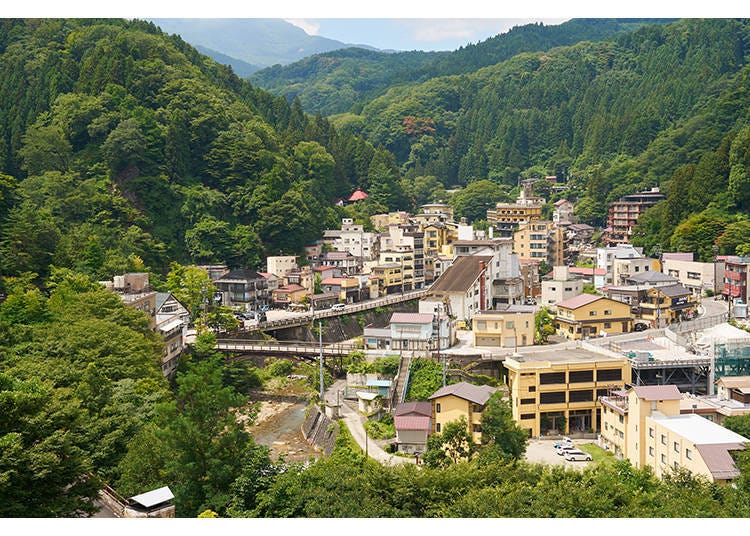 在充滿可愛木芥子娃娃的「土湯溫泉」來場咖啡館巡禮