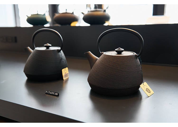 Cast ironware is also famous. It’s said to help supply iron.
