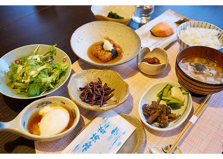 朝食