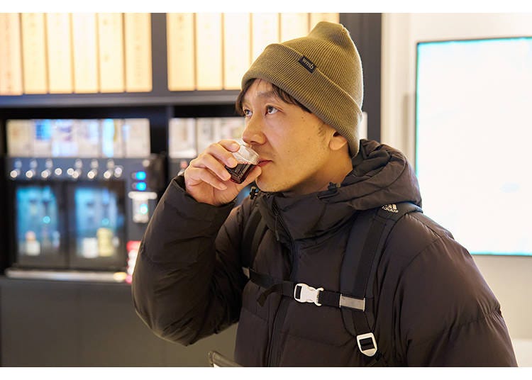 천천히 향을 느끼며 마셔봅니다!