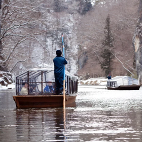 Geibikei Gorge River Boat Ride Experience in Iwate
Photo: (Klook)