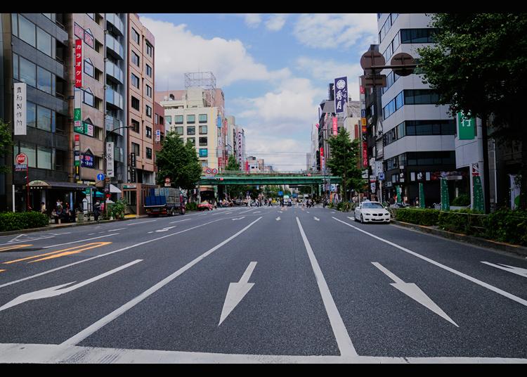 10.Edo-dori Tonya-gai