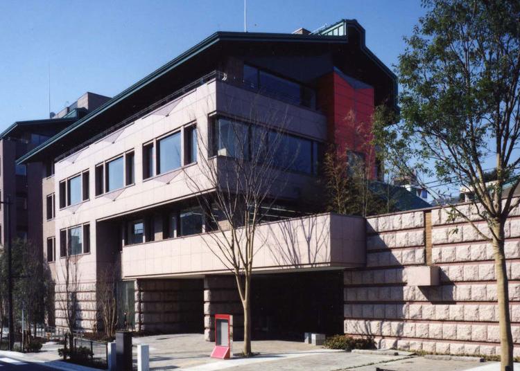 8. Philatelic Museum