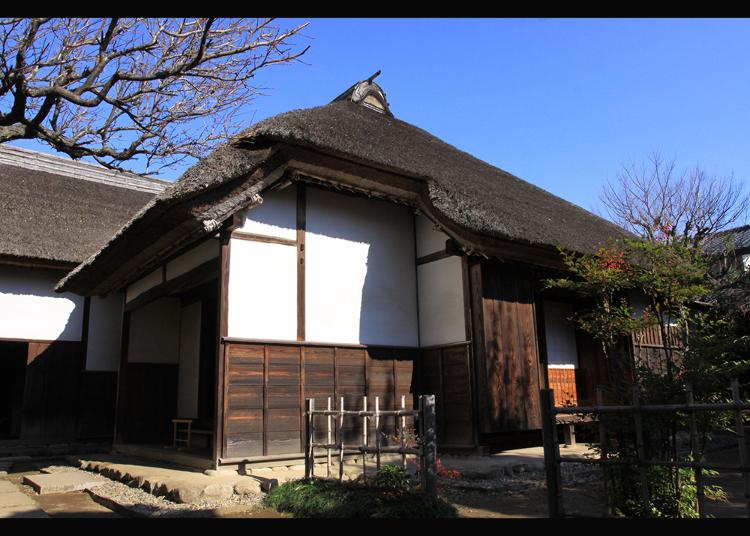 10.Sakura Samurai Houses