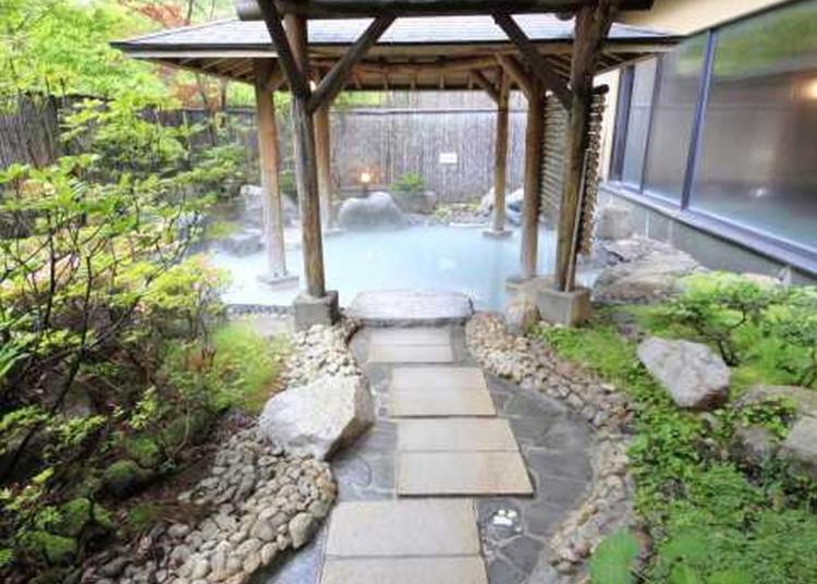 6.Noboribetsu Hot Spring Hotel Hanayura