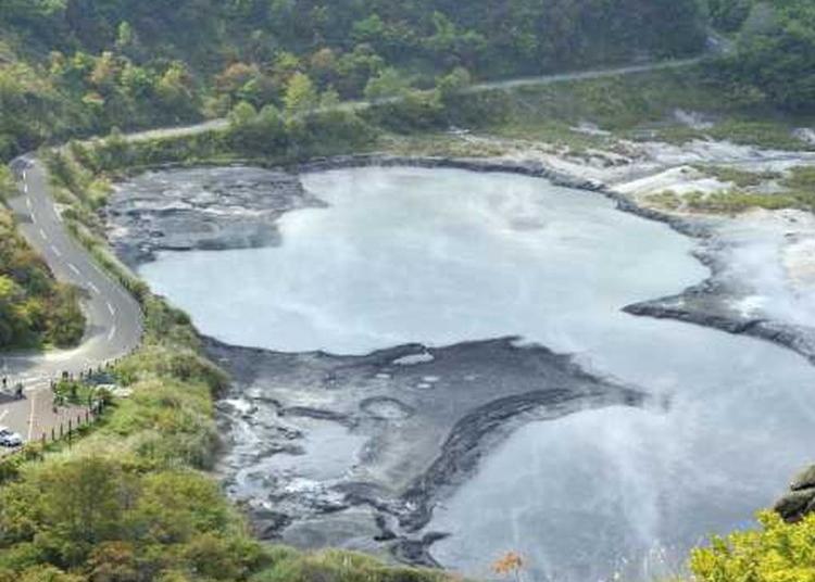 4.Oyunuma Hot Spring Pond