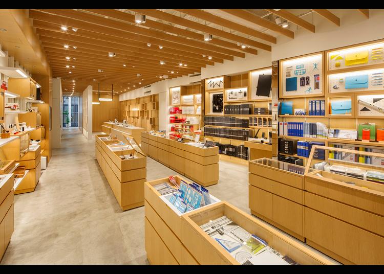 第3名:G.Itoya(伊東屋 銀座店主館)
