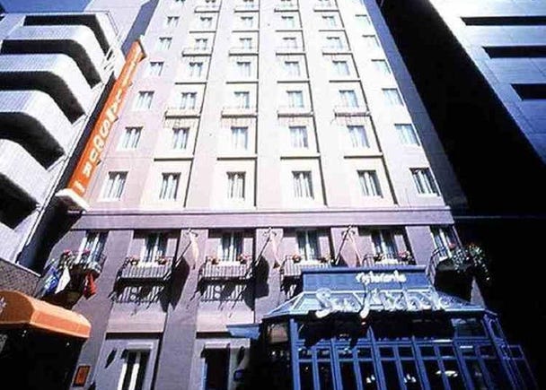 9.Hotel Monterey La Soeur Ginza