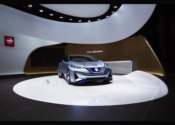 8.NISSAN CROSSING
