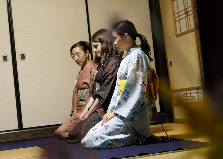 Participants sitting in formal seiza style (or are they?)
