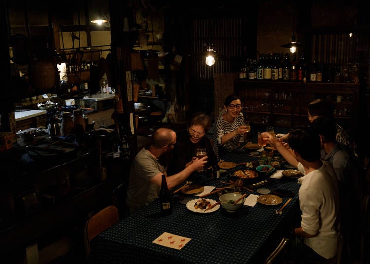 Dinner at Takyo Abeke is a communal event
