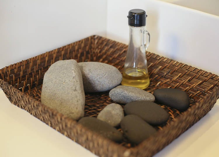 Try an olive oil massage at Umioto Mari