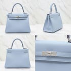 断货60天的爱马仕 Kelly 25 雾霾蓝（Bleu Brume） Swift 皮 银扣 Z刻印本日12:00到货
