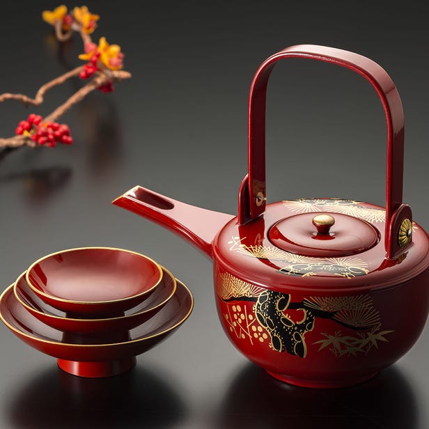 Lacquerware