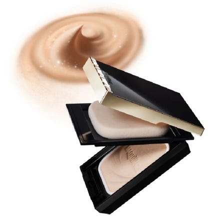Soft yet natural luster. Mousse-born powder
A soft finish with a natural shine. It blends surprisingly well into the skin, covering pores and uneven coloring, and improving transparency.
Beautiful from any angle, just like ``beautiful bare skin.''