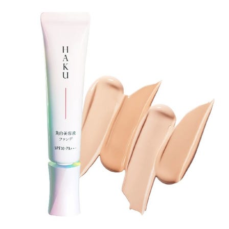 Wearing it whitens your skin while covering blemishes. For bright, transparent skin without worrying about blemishes.
Spreads smoothly for a smooth and natural finish.