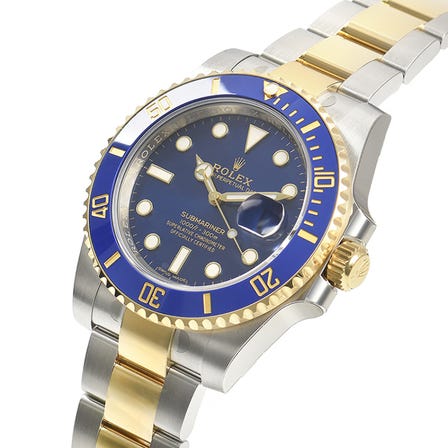 ROLEX<br />
Submariner Date 116613LB (Price may vary)