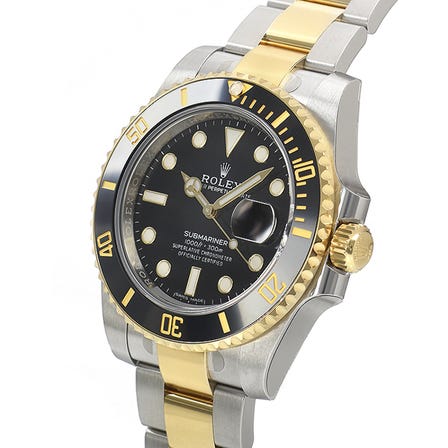 ROLEX
Submariner Date 116613LN (Price may vary)