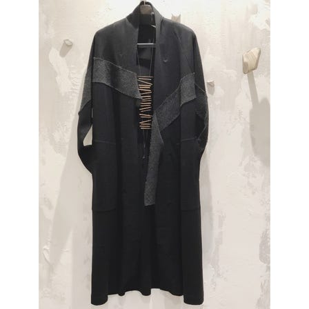 2021 AUTUMN & WINTER COLLECTION <br />
<br />
ART DESIGN COAT ¥69000<br />
<br />
MADE　IN　JAPAN